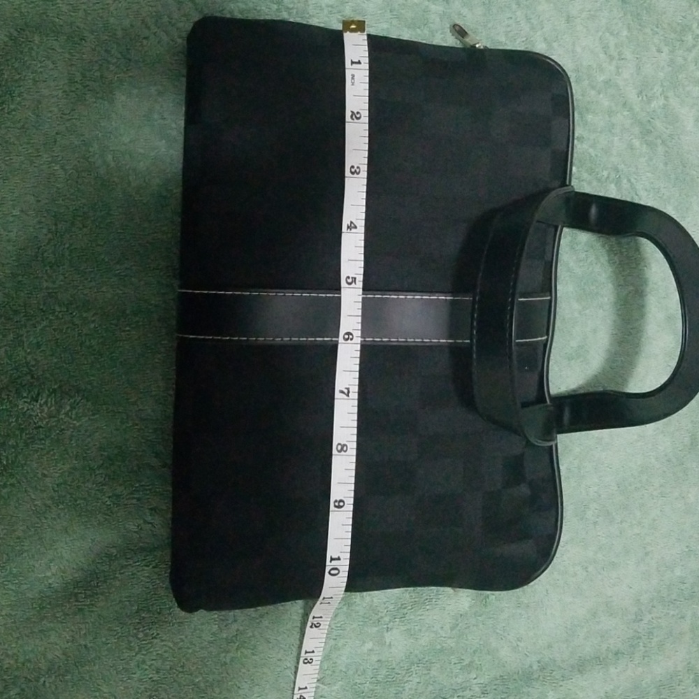 Studio Collection makeup bag - Picture 5 of 6